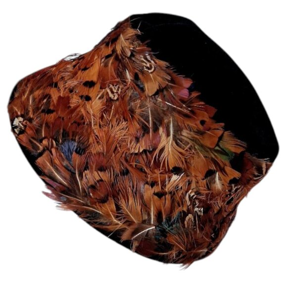 Vintage 1950s-60s Ranleigh Pheasant Feathers & Black Velvet Cloche Hat - Picture 2 of 7
